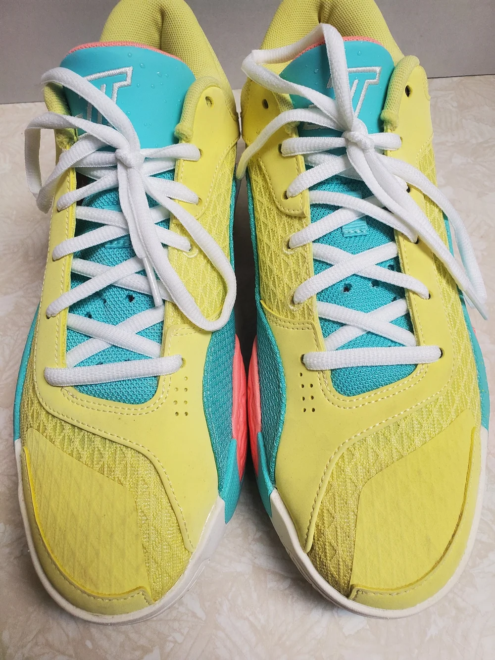 Mens Jordon Tatum 2 Lemonade Basketball Shoe